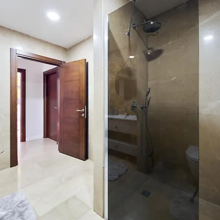 Modern Bosphorus View Apartamento