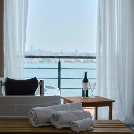 Modern Duplex Bosphorus View With Teracce *